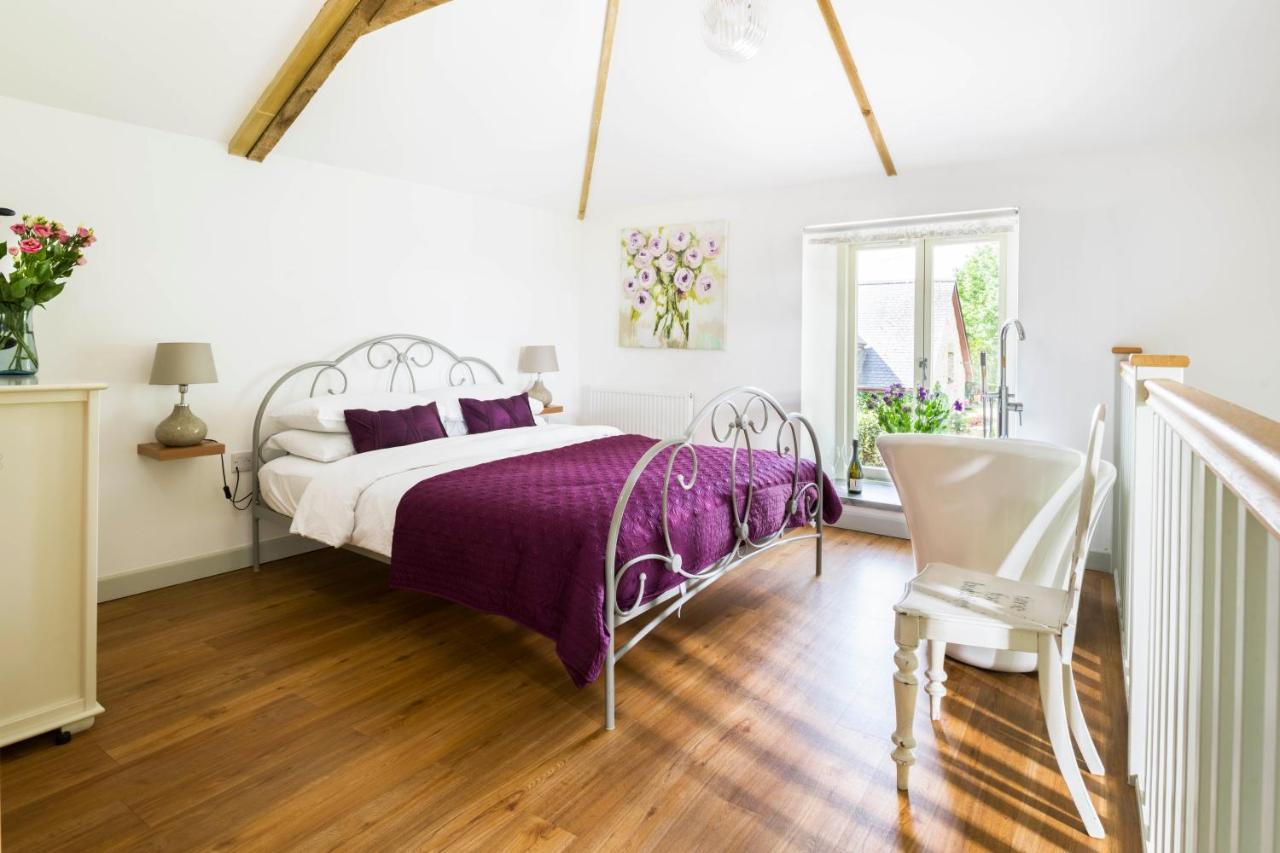 Red River Stables - Peaceful, Beautiful Grounds, Swimming Pool, Central Location For West Cornwall Camborne Exteriér fotografie