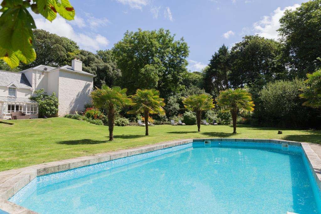 Red River Stables - Peaceful, Beautiful Grounds, Swimming Pool, Central Location For West Cornwall Camborne Exteriér fotografie